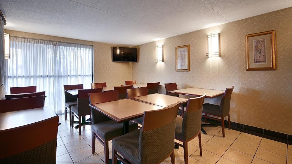 Best Western Halton Hills Georgetown Exterior photo