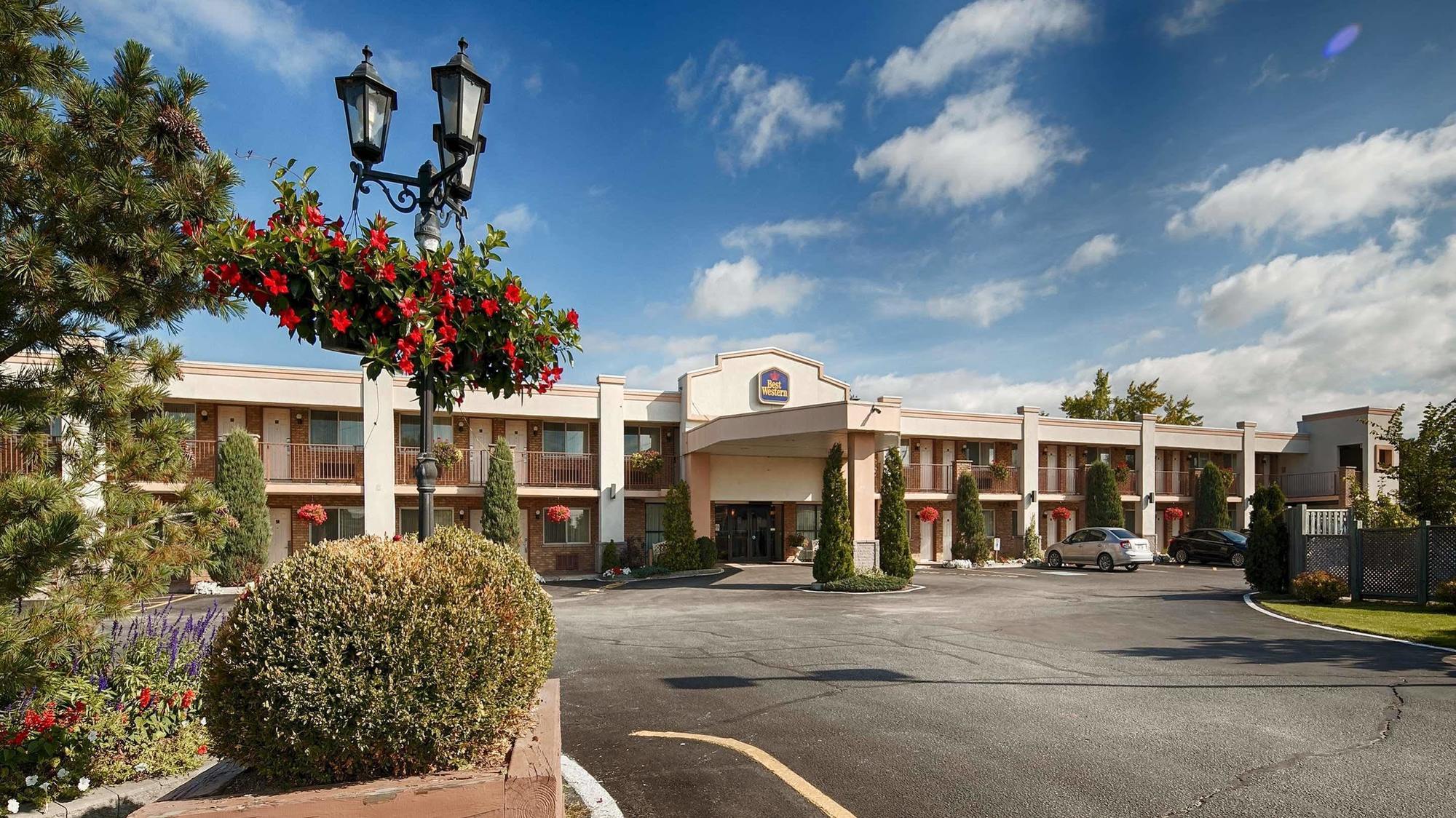 Best Western Halton Hills Georgetown Exterior photo